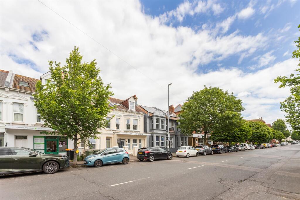 Flat 2, Wallace House-22.jpg