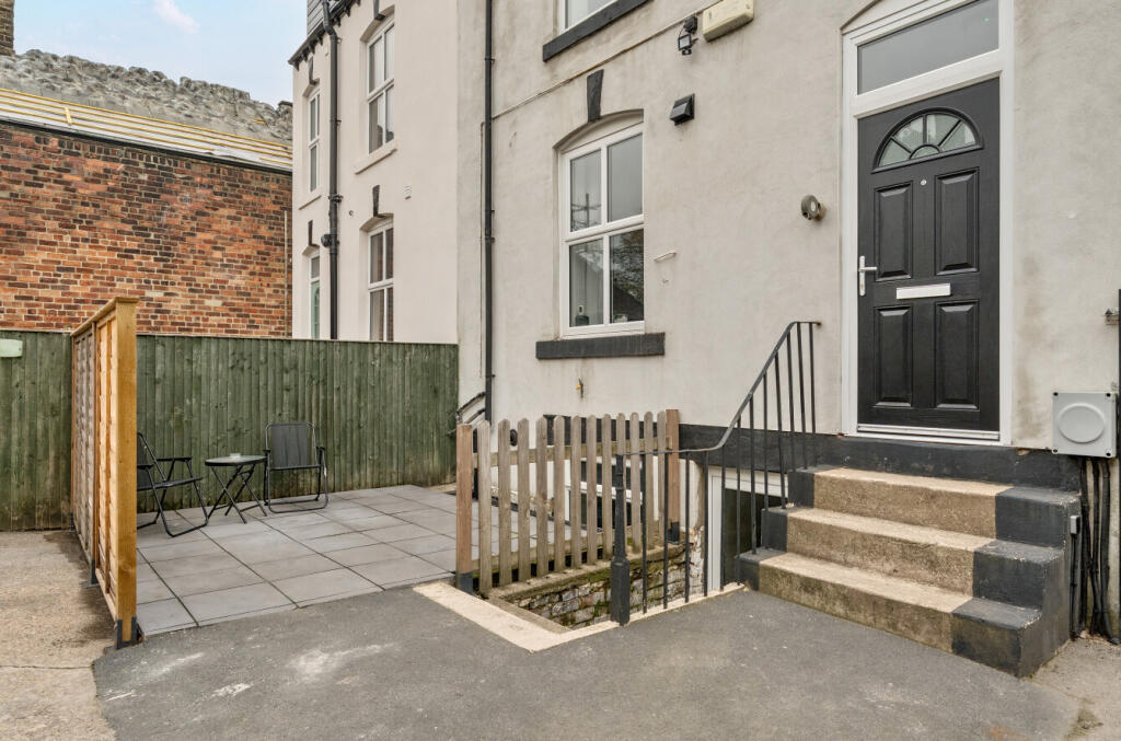 1365307-7-68e76d5...