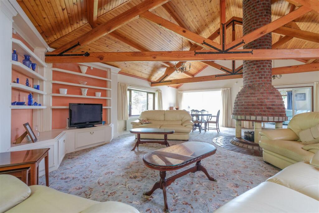 Parry_September House Looe-13.jpg