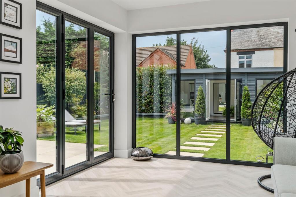 60 Harecroft Crescent, Sapcote