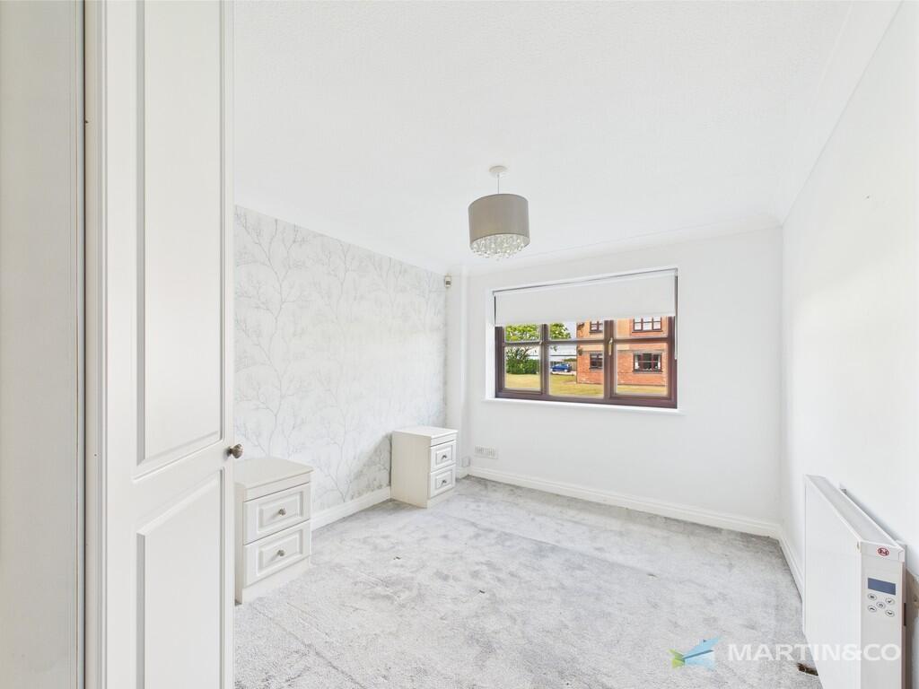 CAM02318G0-PR0446...