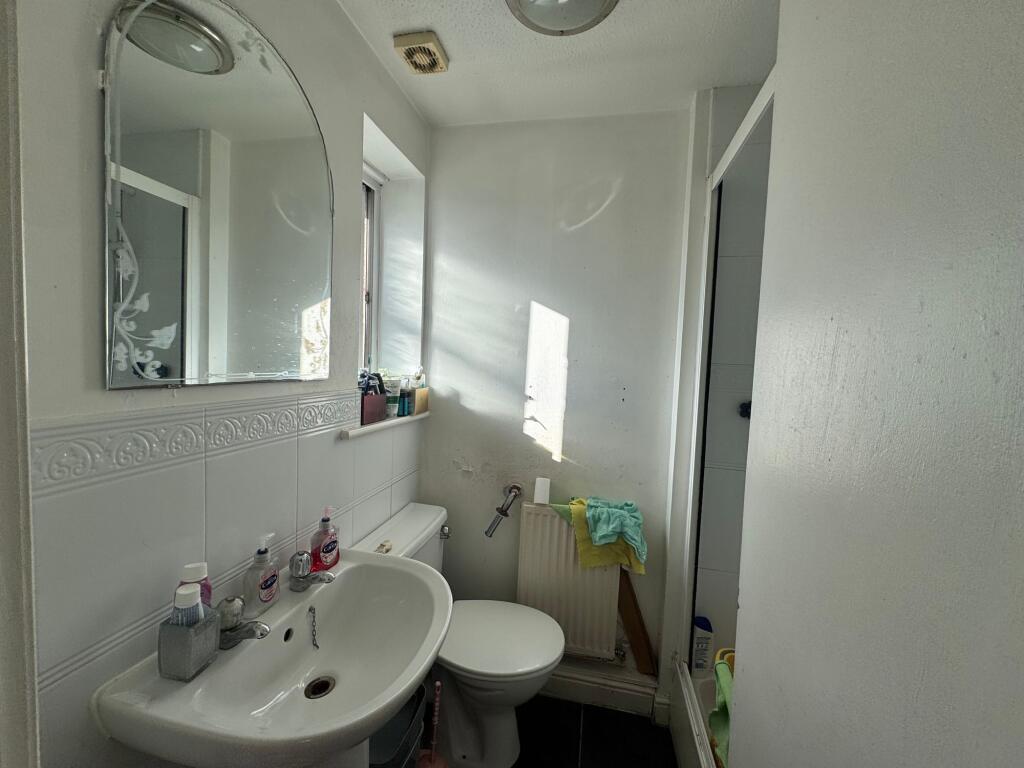 En Suite Bathroom