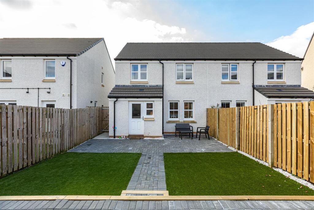 4 Knoll Park Avenue Galashiels 36.JPG