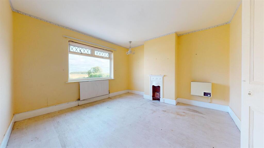 The Crescent Bedroom