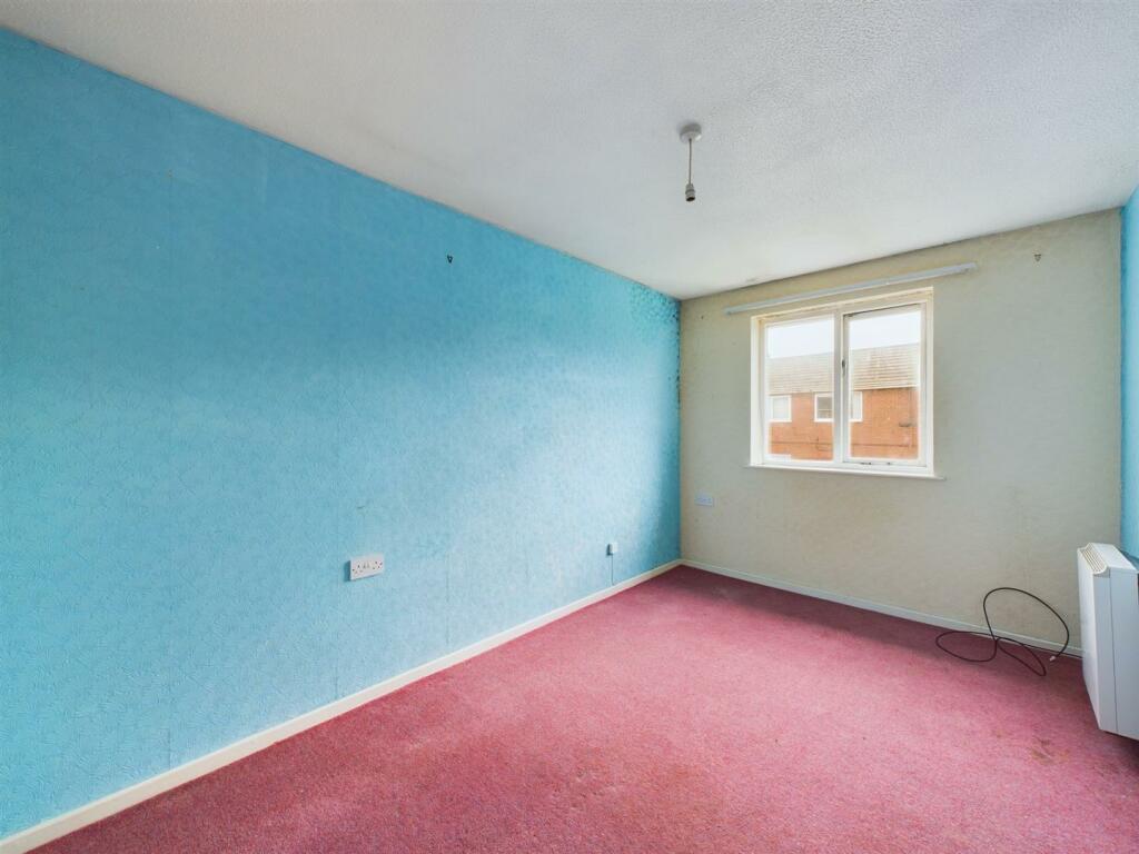 Bedroom: