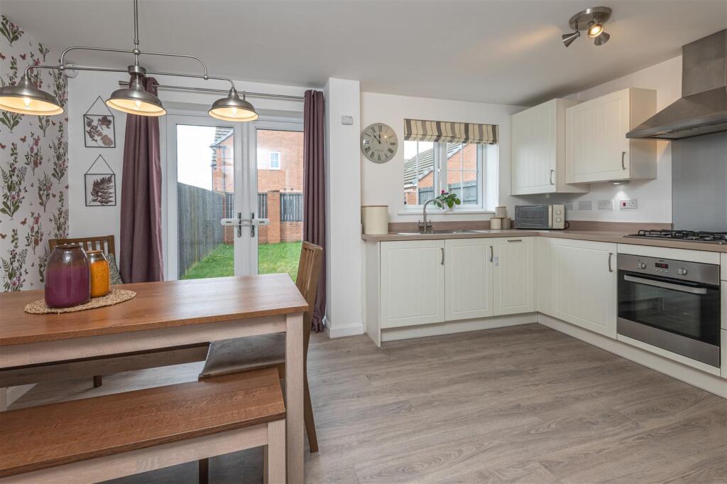 20 - 1 Anderson Lane LS27 0FP.jpg