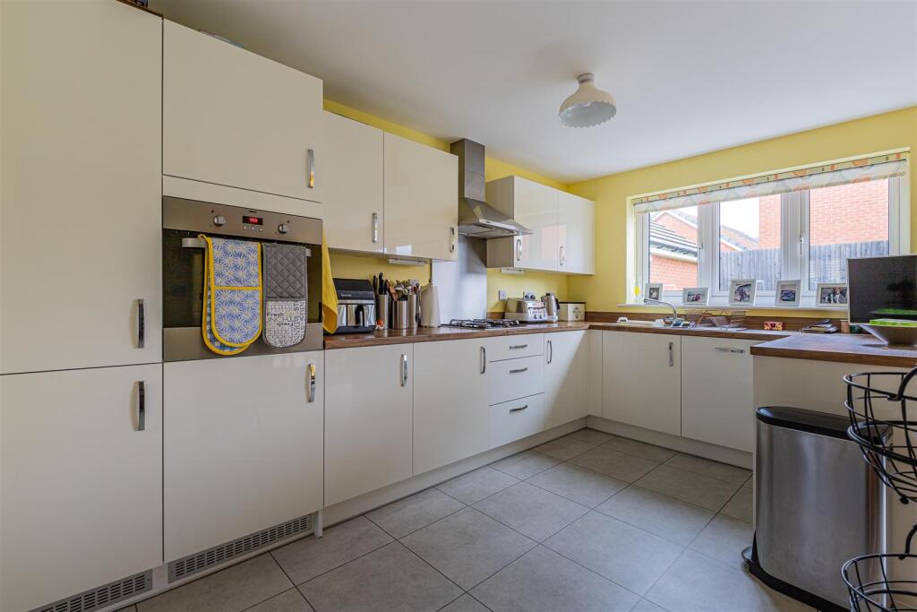 Picca Close 28-6.jpg