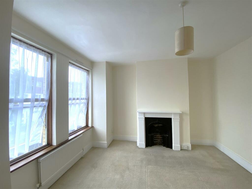 Bedroom One.jpg