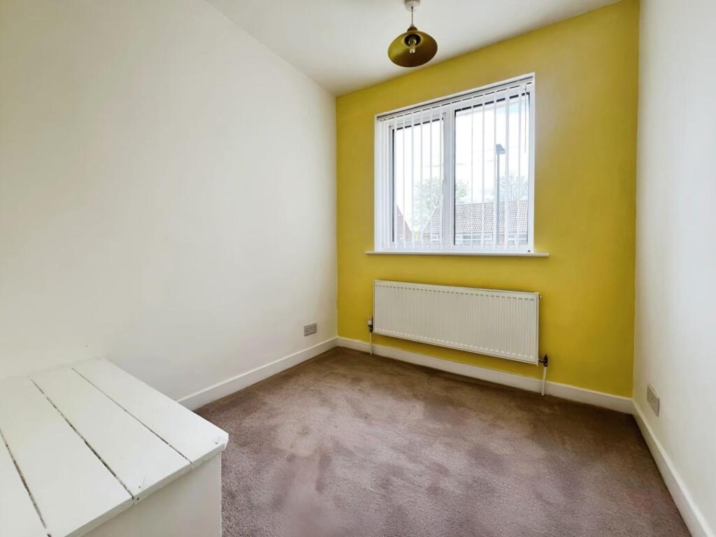 22f165ec-bedroom 203.jpg