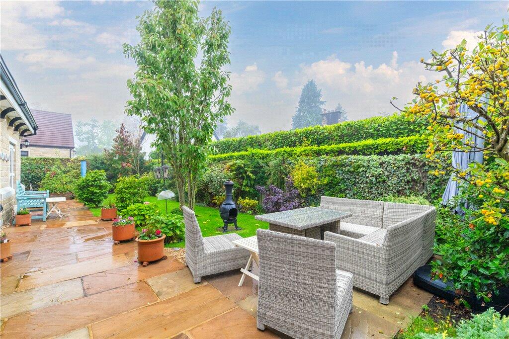 Garden &amp; Terrace