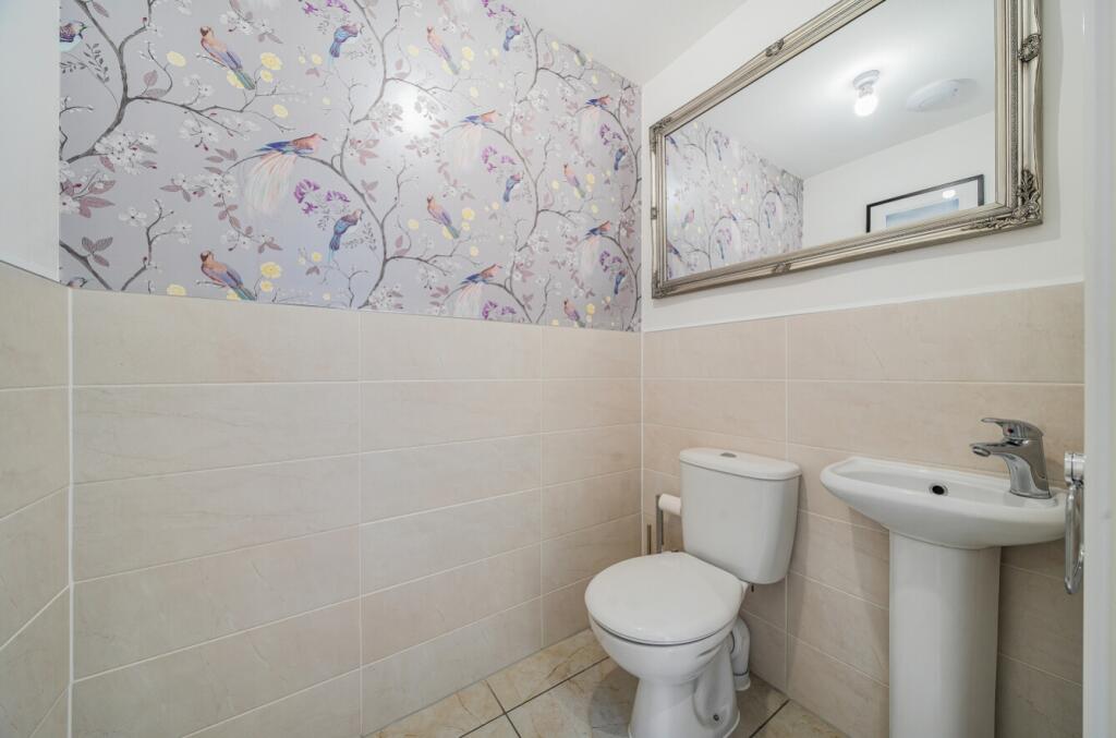 1330948-4-688cd522bfa62
