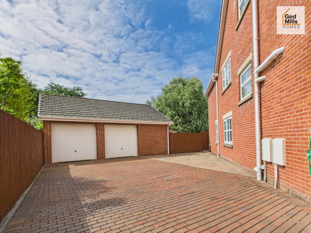 CAM04261G0-PR0083...