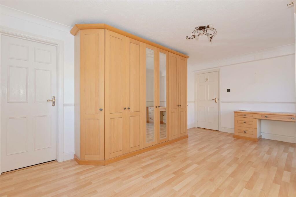 Queensborough Court_12.jpg