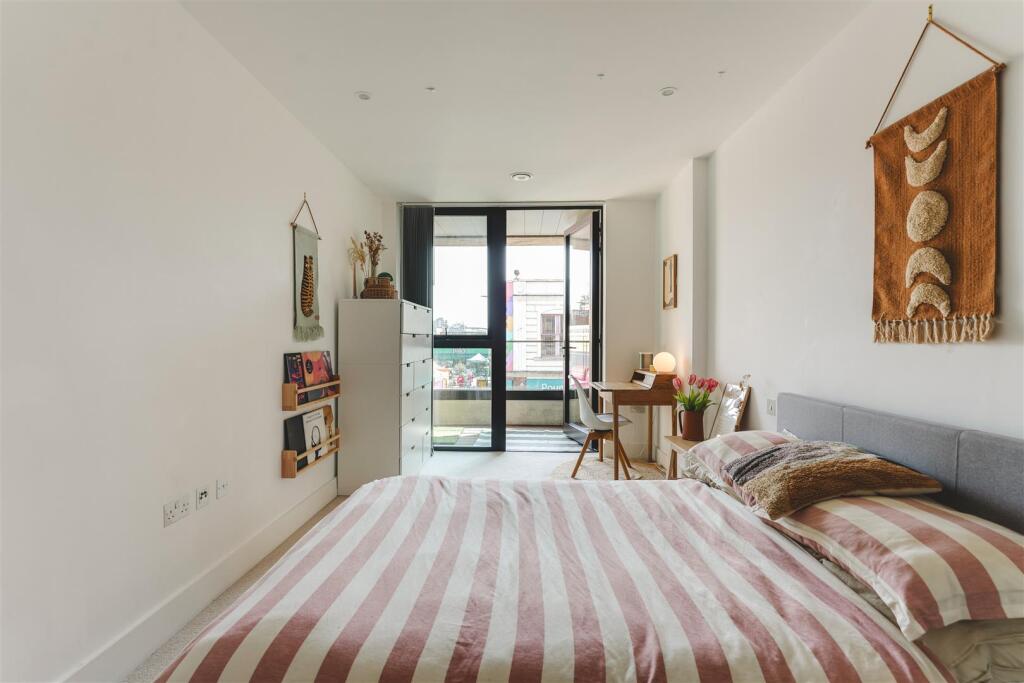 Kingsland Road-16.jpg