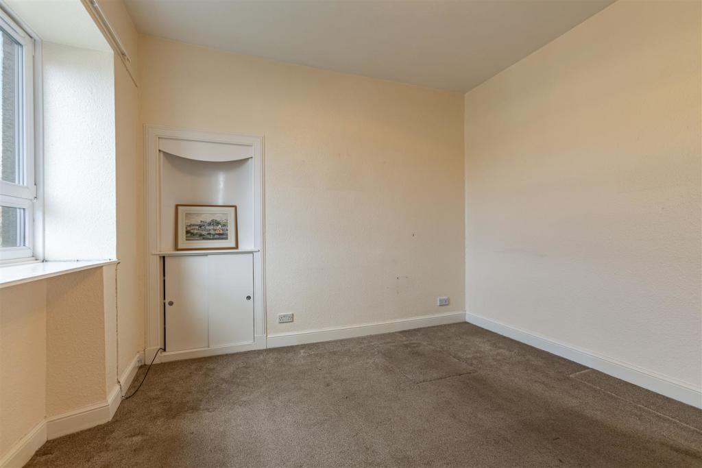 20 Forest Road Selkirk 17.JPG