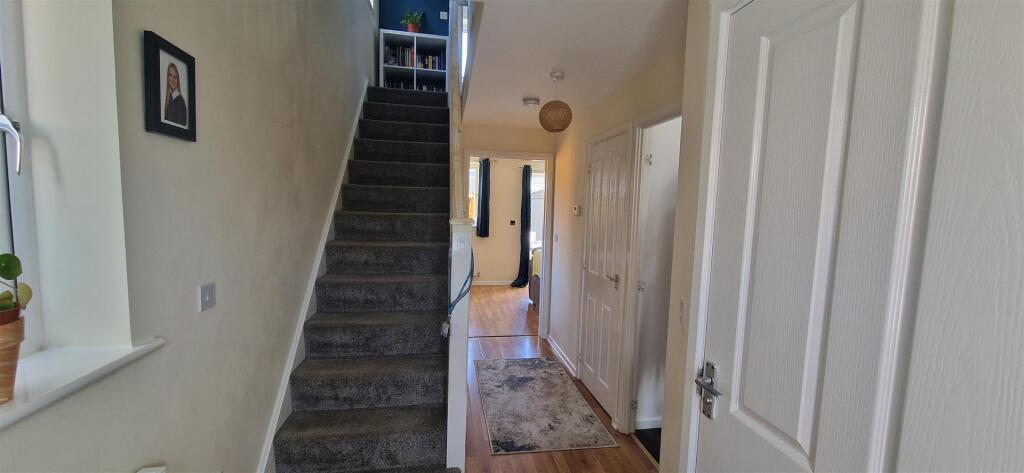 Hallway.jpg