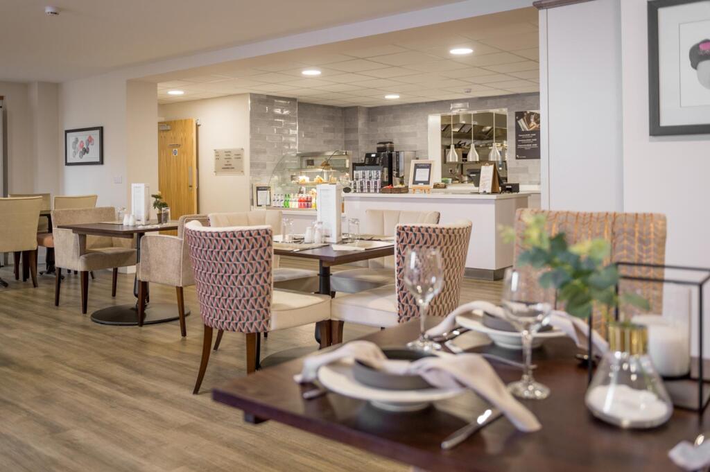 Bistro 