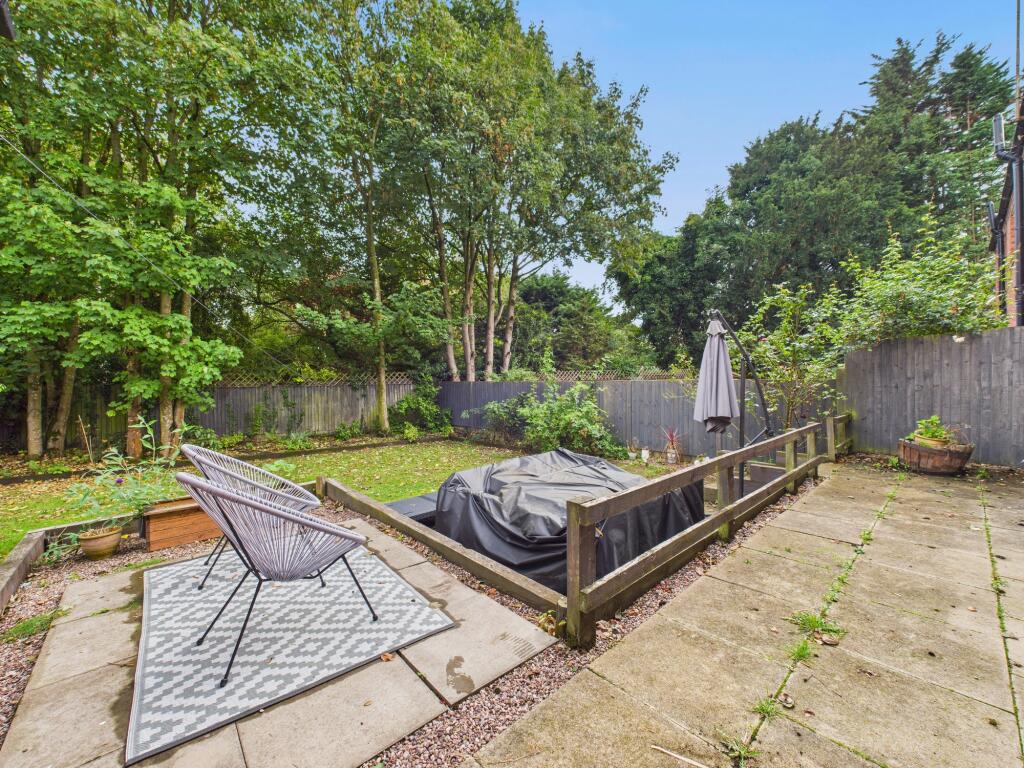 CAM05192G0-PR0138-STILL020