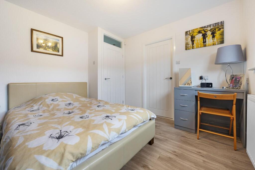 1 Chelwood Close HDR-2.jpg