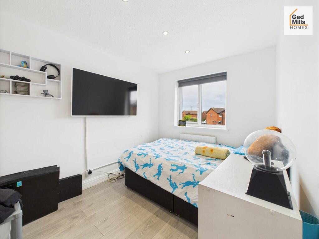 CAM04261G0-PR0069...