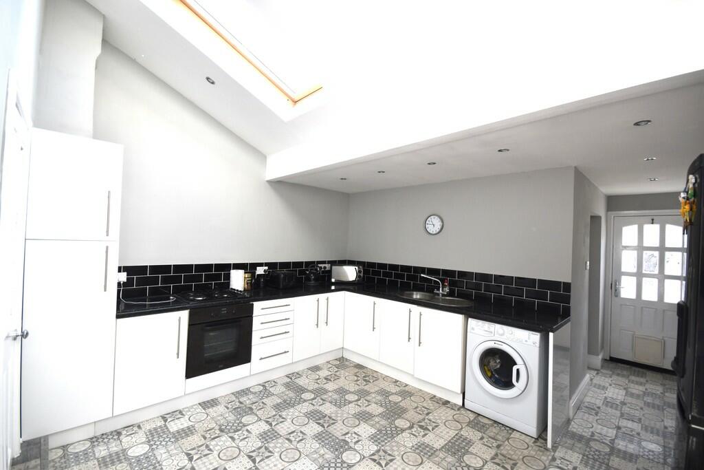 kitchen v 1