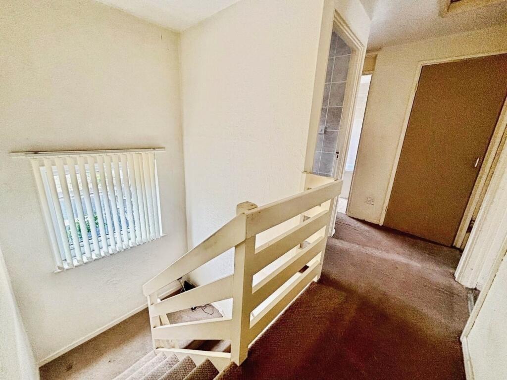 pbox-bedroom-327110.jpg