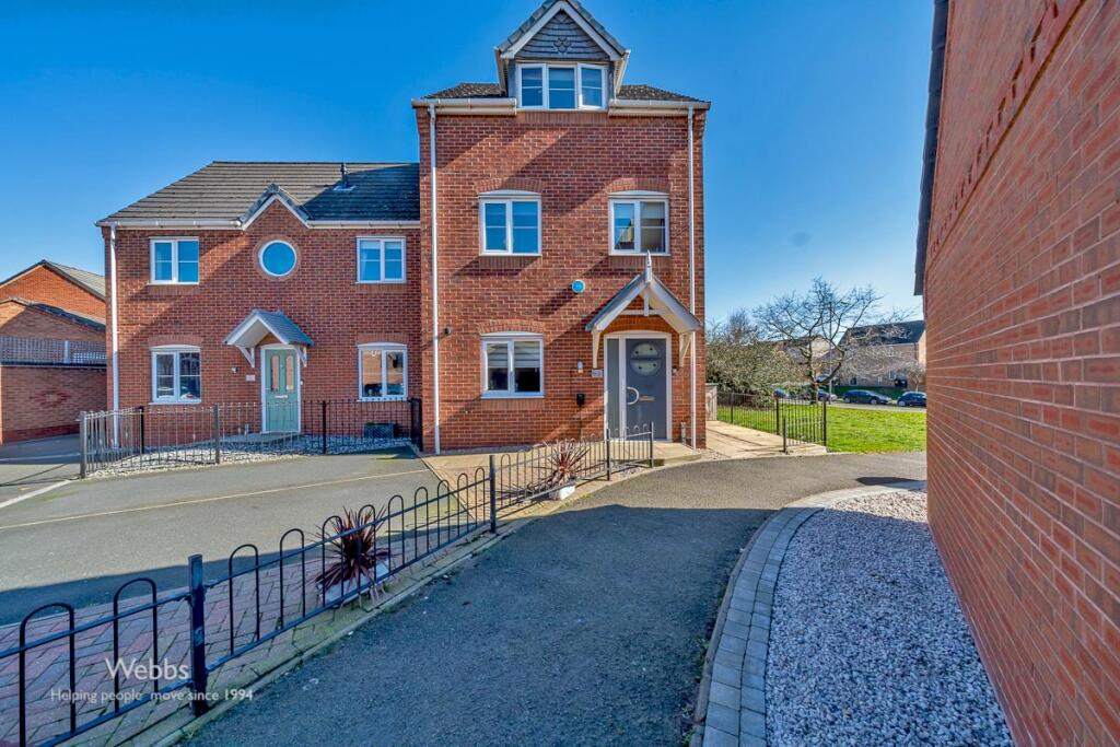 © Webbs Estate Agents © (106 of 211).jpg