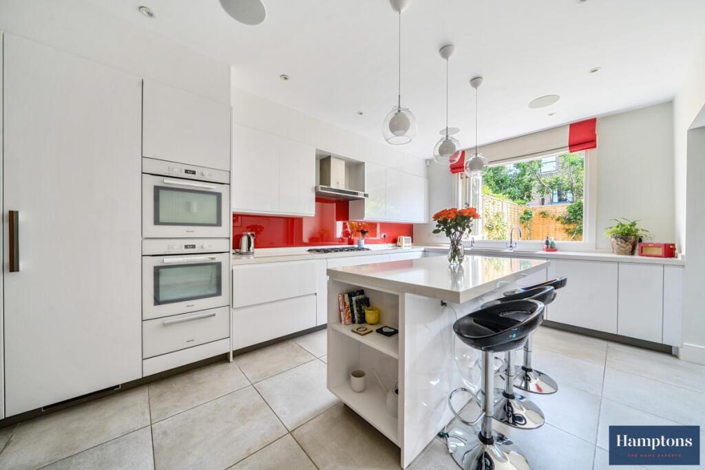 5903f7f9-12d6-480...