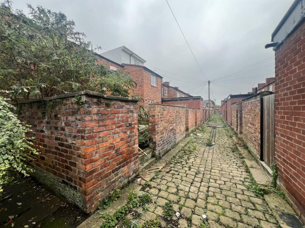 WhatsApp Image 2024-11-05 at 12.28.00.jpeg