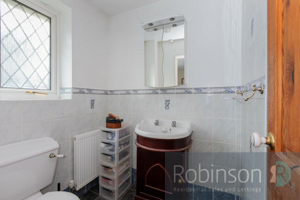 4 Milverton Close-12