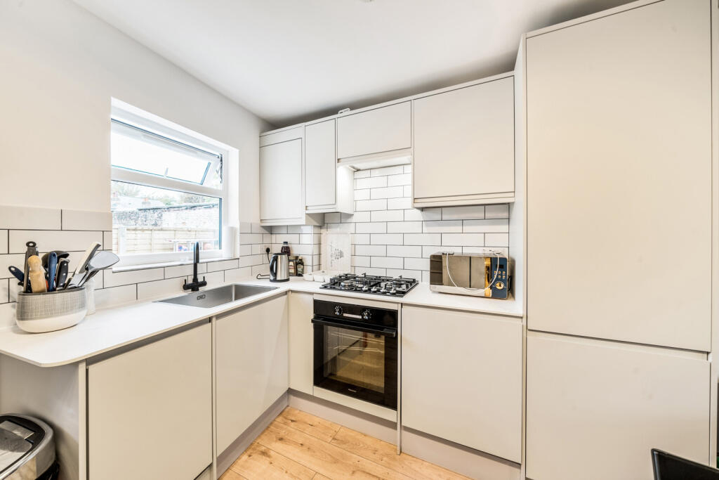 1355178-15-68ca91...