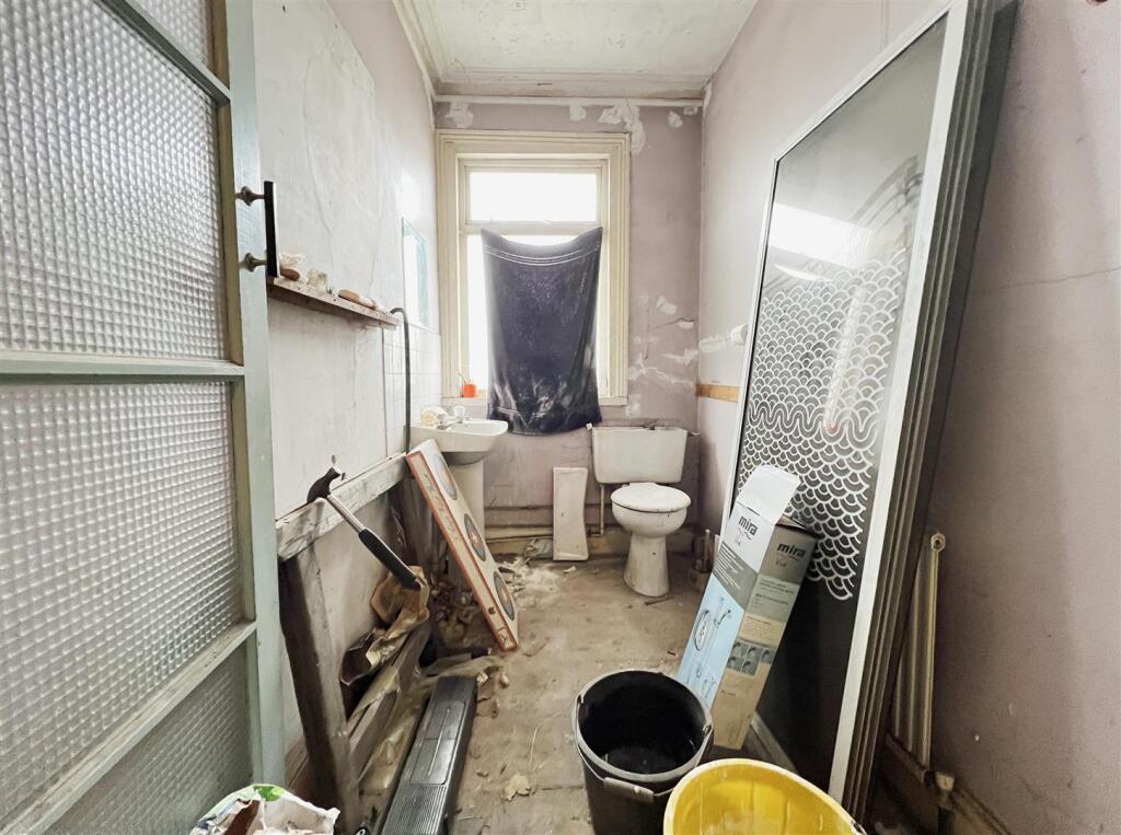 9 - End-terraced House for Auction, Horfield, Bris