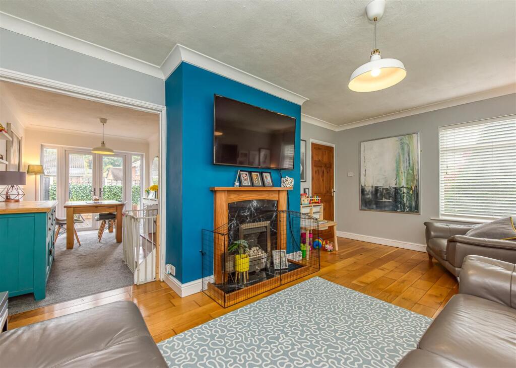 12 Strathmore Crescent-Living Room.jpg