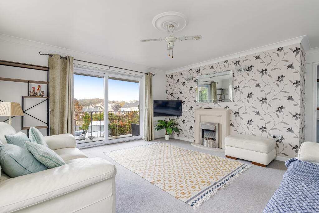 A06 - Flat 2 Beechwood House, Kingsbridge - 251031