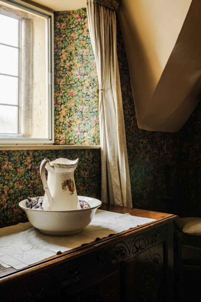 265413 - OM-hr-3.jpg