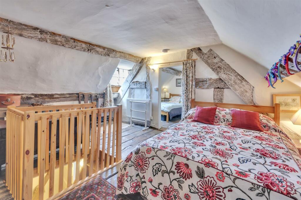 House - second floor bedroom