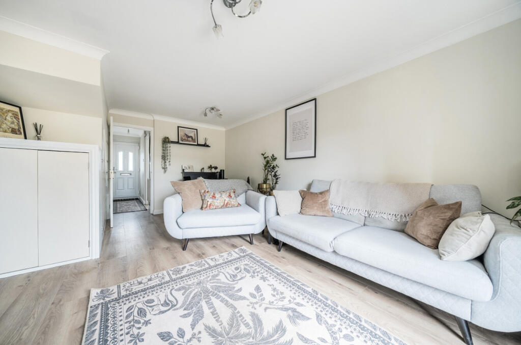 1343093-2-68a449c...