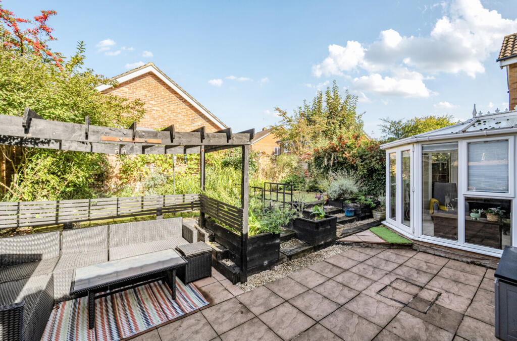 1360222-17-68da77...