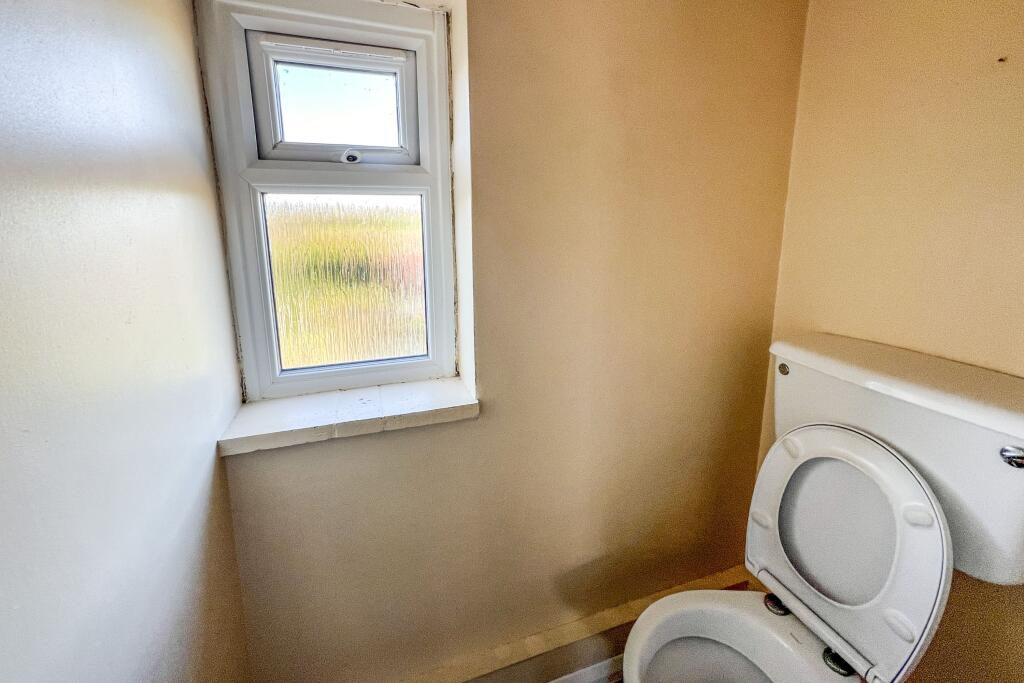 12 Hazelbury Hill, Box, Wiltshire, SN13 8LB