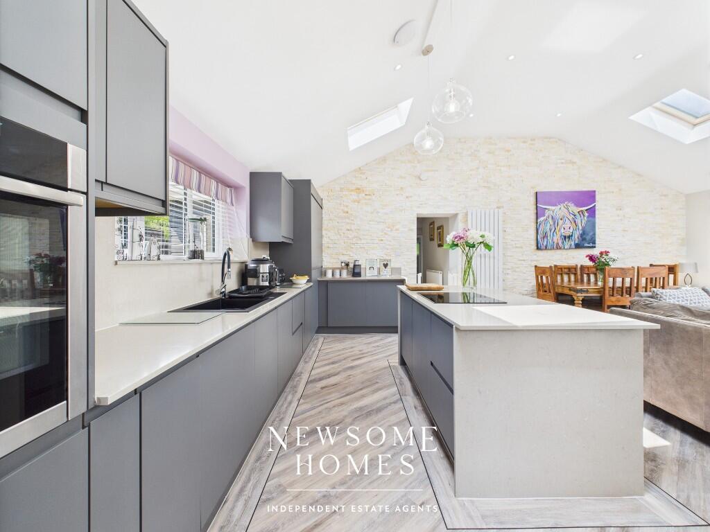 Kitchen/ Family Room