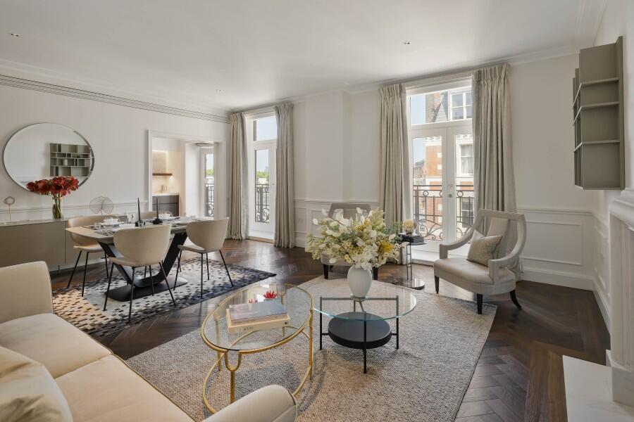 No. 1 Palace Street, London SW1