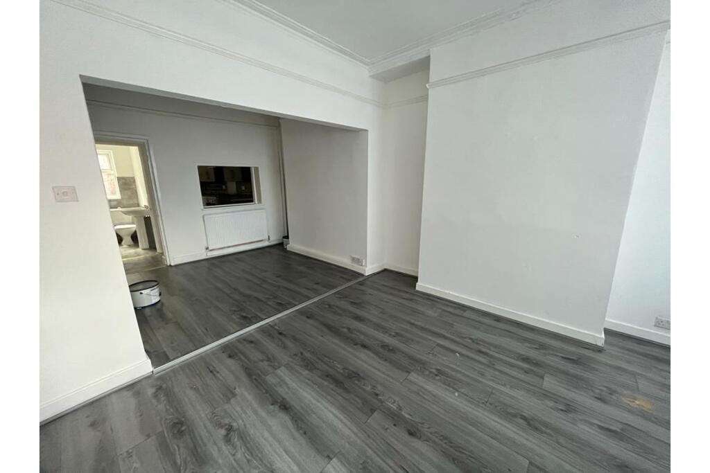 Living / Dining Room