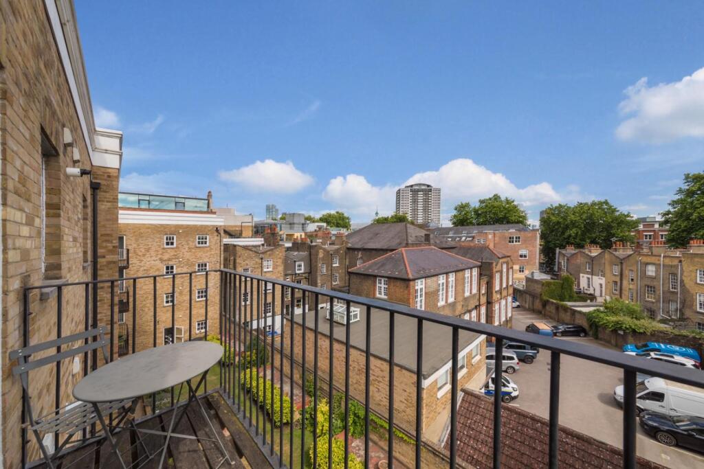 BALCONY 1.jpg