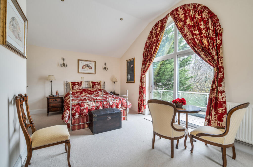 1375305-21-691610...