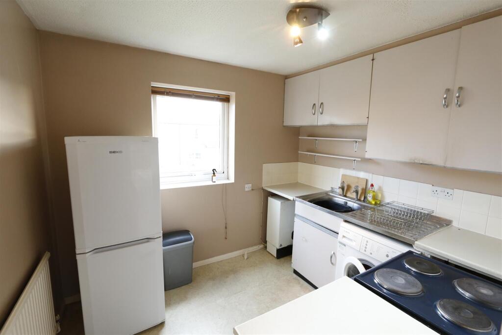 Pinemead, Shefford, Beds