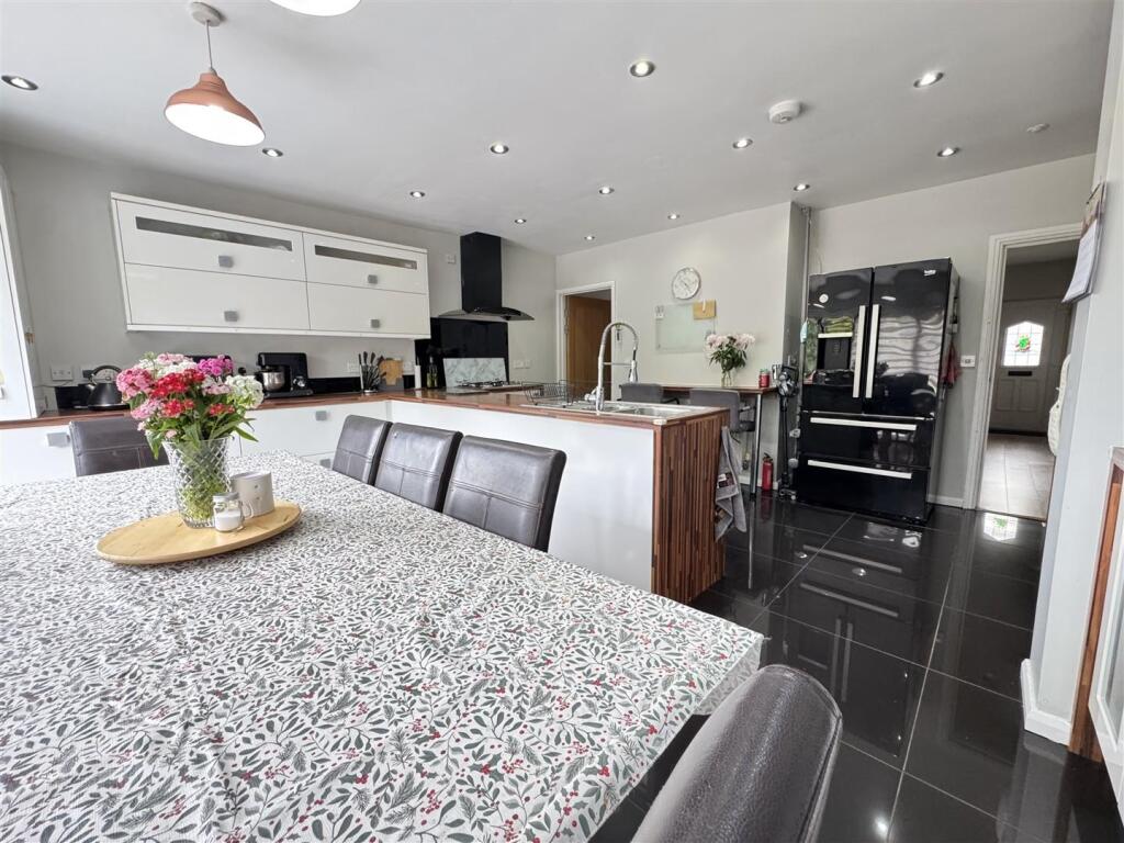 IMG_1997 (Large).JPG