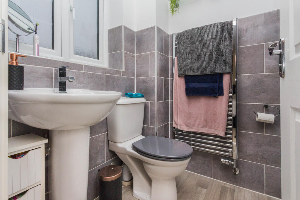 En Suite Shower R...