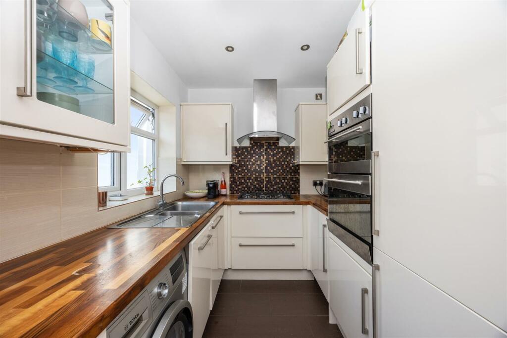 Rowan Avenue 104 KITCHEN.jpeg