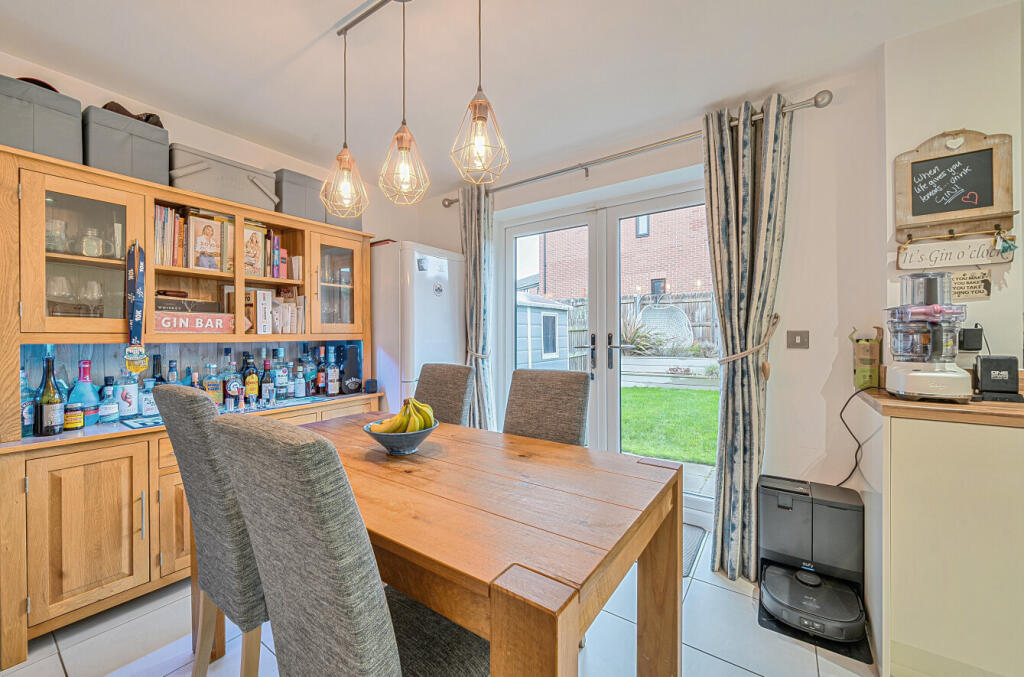 1383614-23-692470...