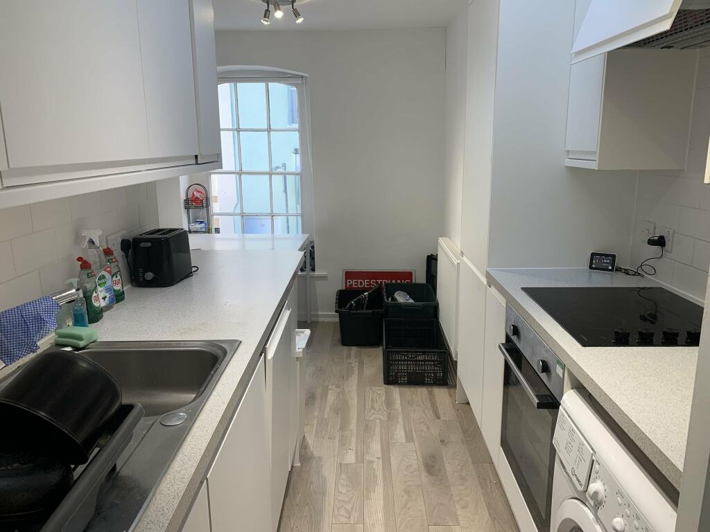 KITCHEN1 39PV